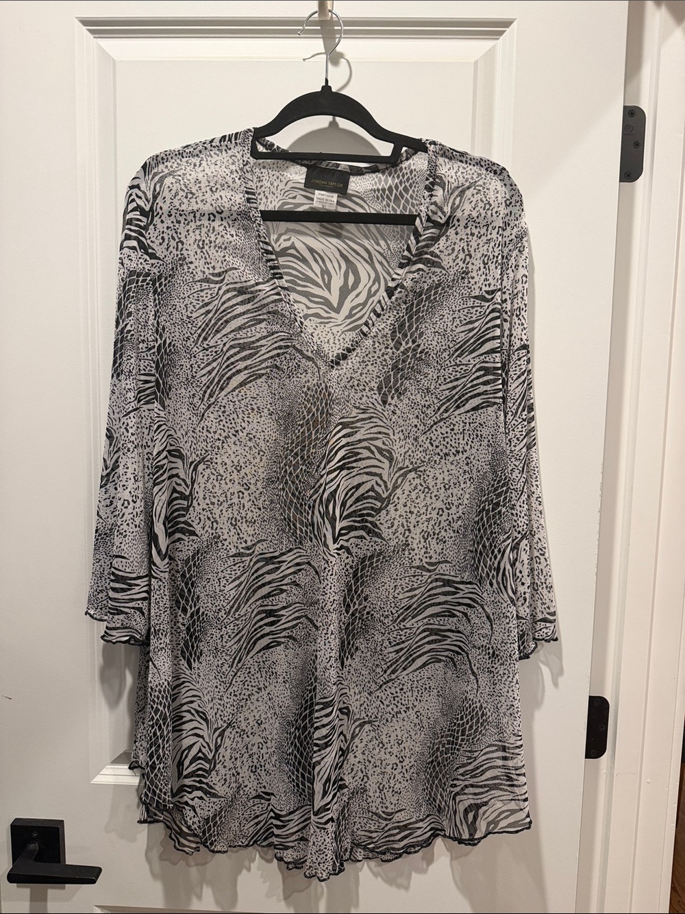V-Neck Black & White Animal Print Swim Tunic